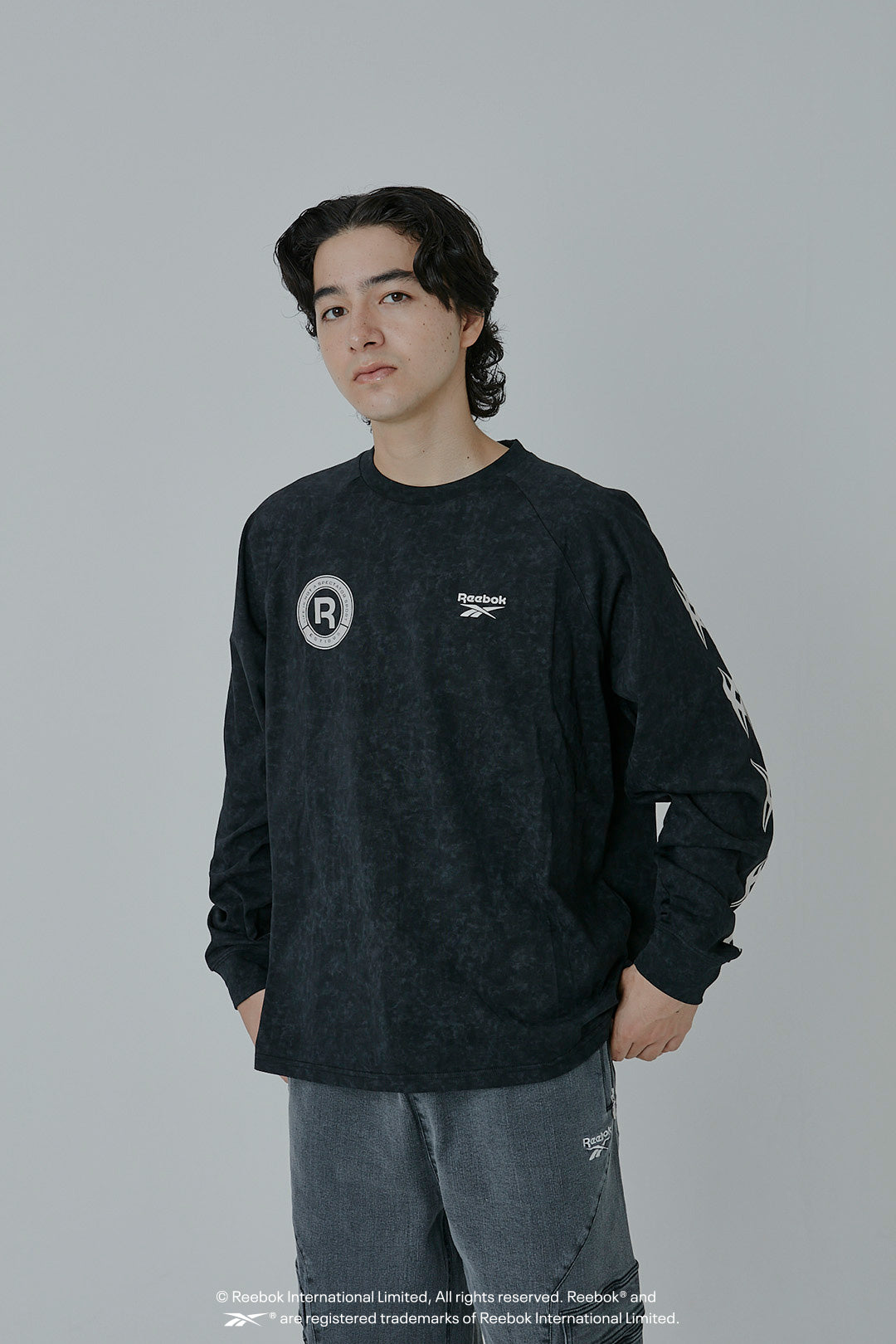 ESSENTIAL TRACK STAR L/S TEE リーボック エッセンシャル L/S-T EE