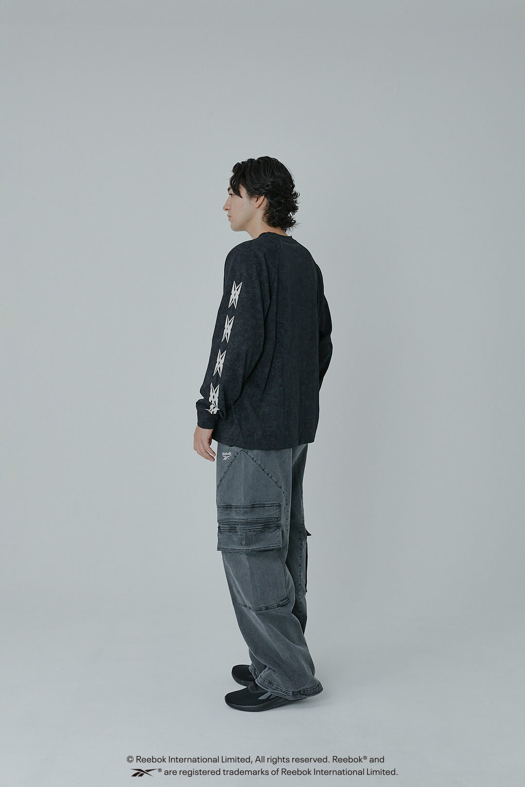 ESSENTIAL TRACK STAR L/S TEE リーボック エッセンシャル L/S-T EE