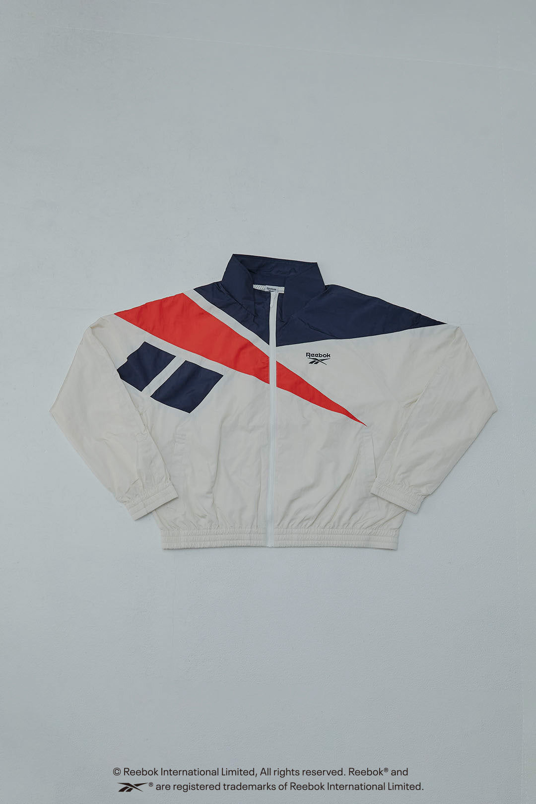 CLASSIC VECTOR SHORT JACKET / リーボック クラッシック ベクター ショートジャケット