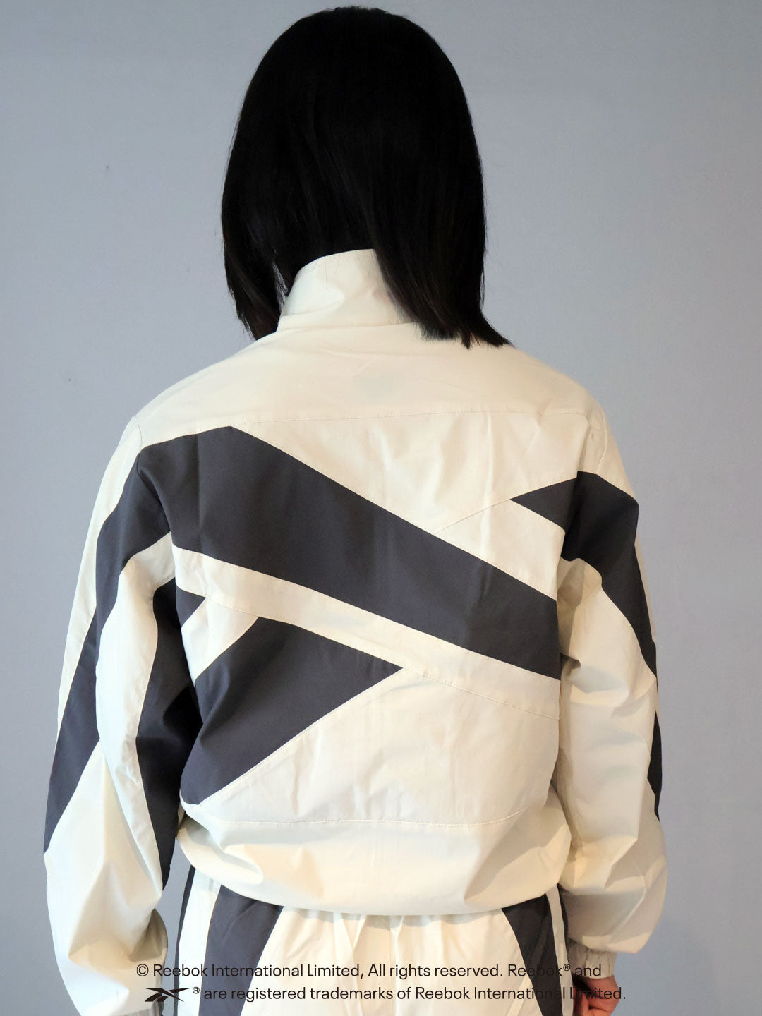 HYPER TECH TRACK VECTOR SHORT WIND JACKET / リーボック ハイパーテック ベクターショートウィンドジャケット