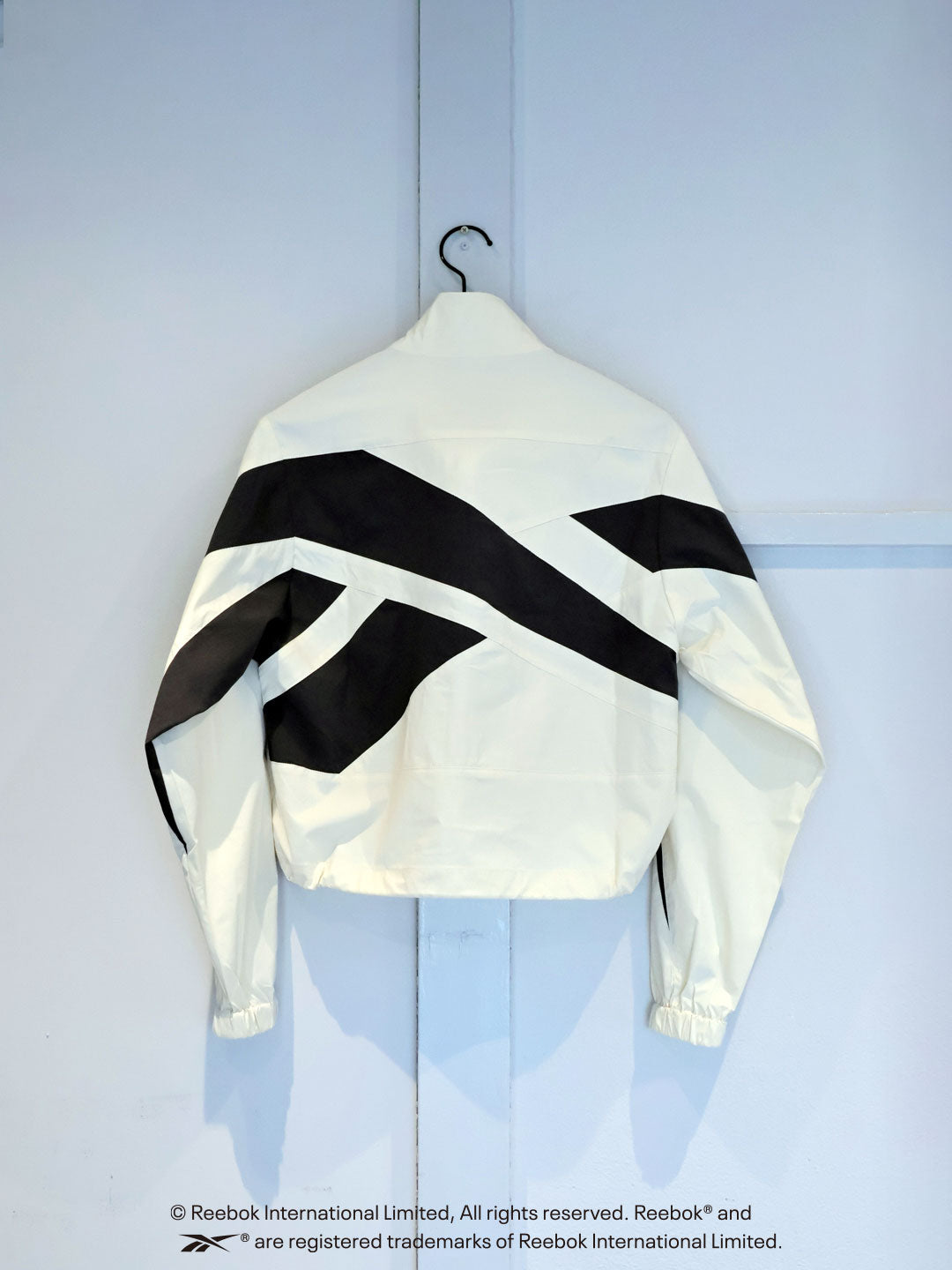 HYPER TECH TRACK VECTOR SHORT WIND JACKET / リーボック ハイパーテック ベクターショートウィンドジャケット