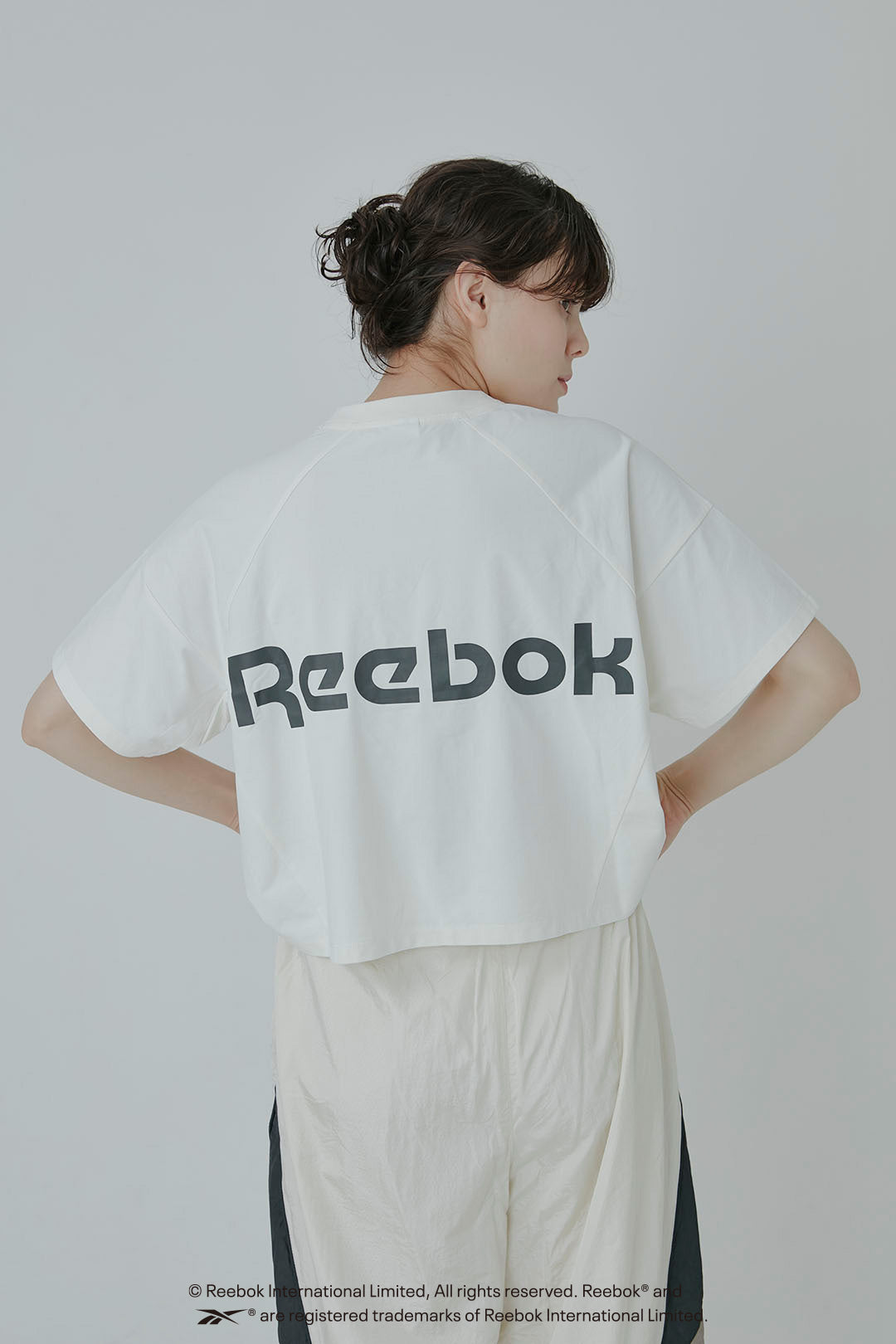 ESSENTIAL SS LOGO  SHORT-TEE / リーボック エッセンシャル ロゴ ショートTシャツ